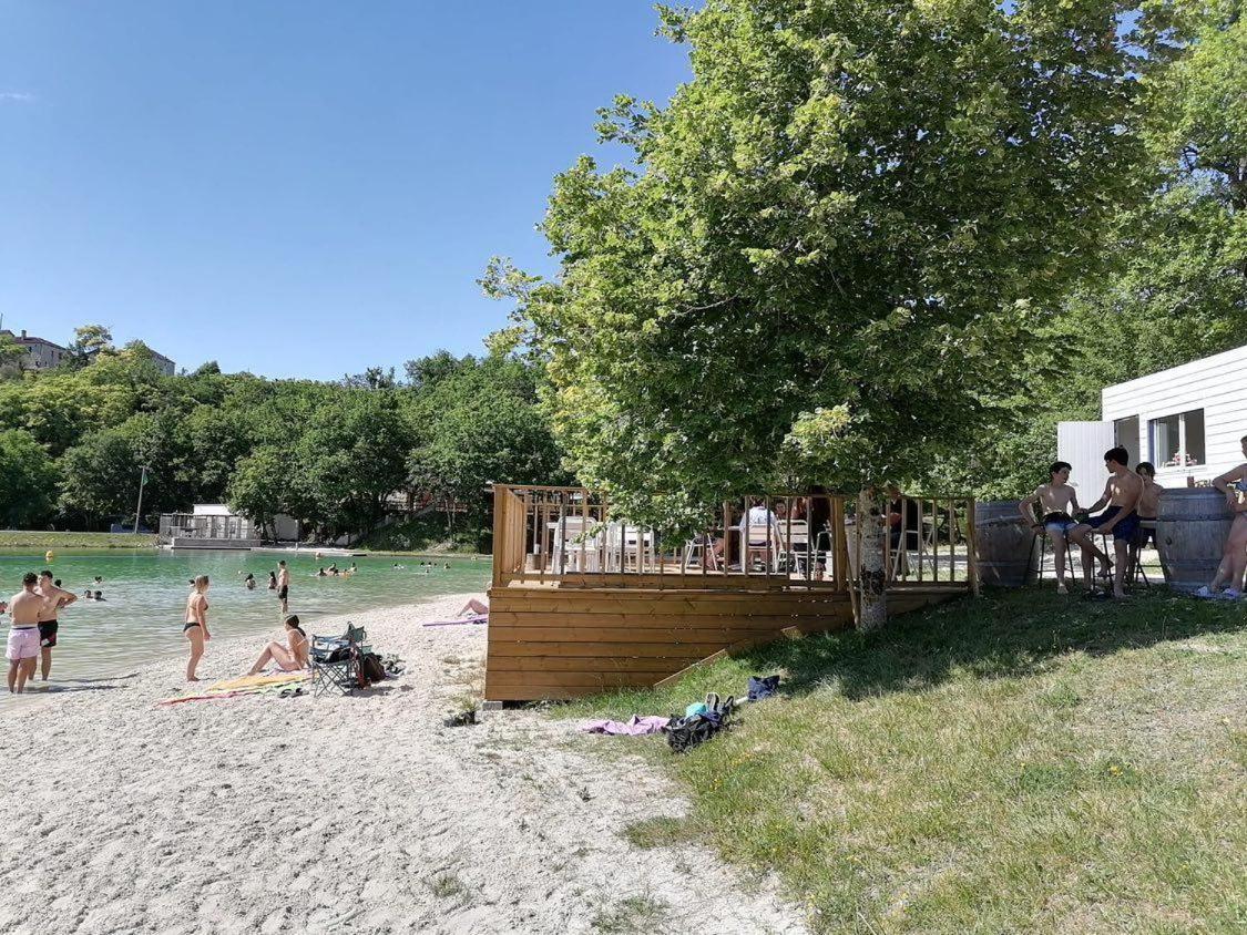 Montaigu Plage Apartment *