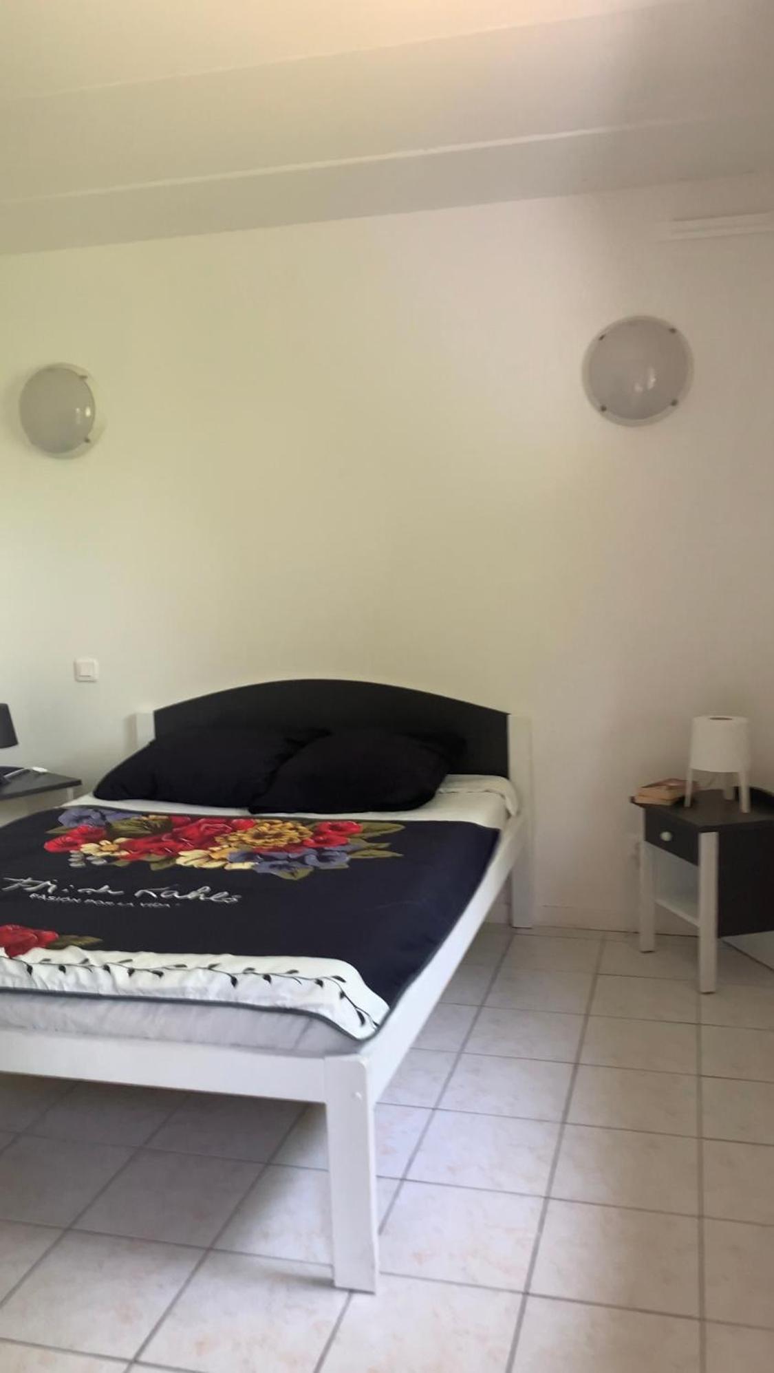 Montaigu Plage Apartment Montaigu-de-Quercy